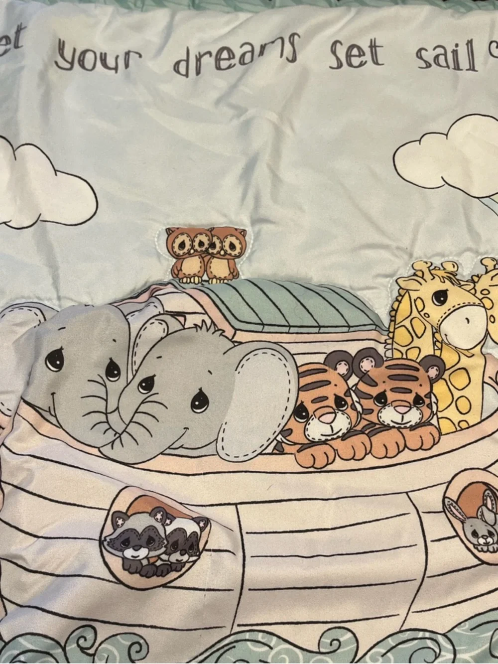 Precious Moments Noah’s Ark Baby Quilt Patchwork Reversible Microfiber Polyester